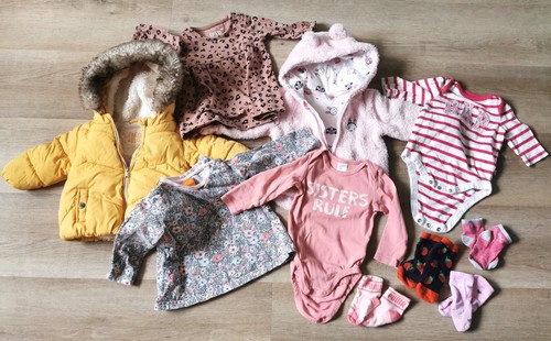 Kleiderpaket klein baby - ★,