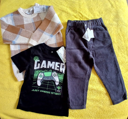 Kleines paket hosen oberteil - paket, hosen,